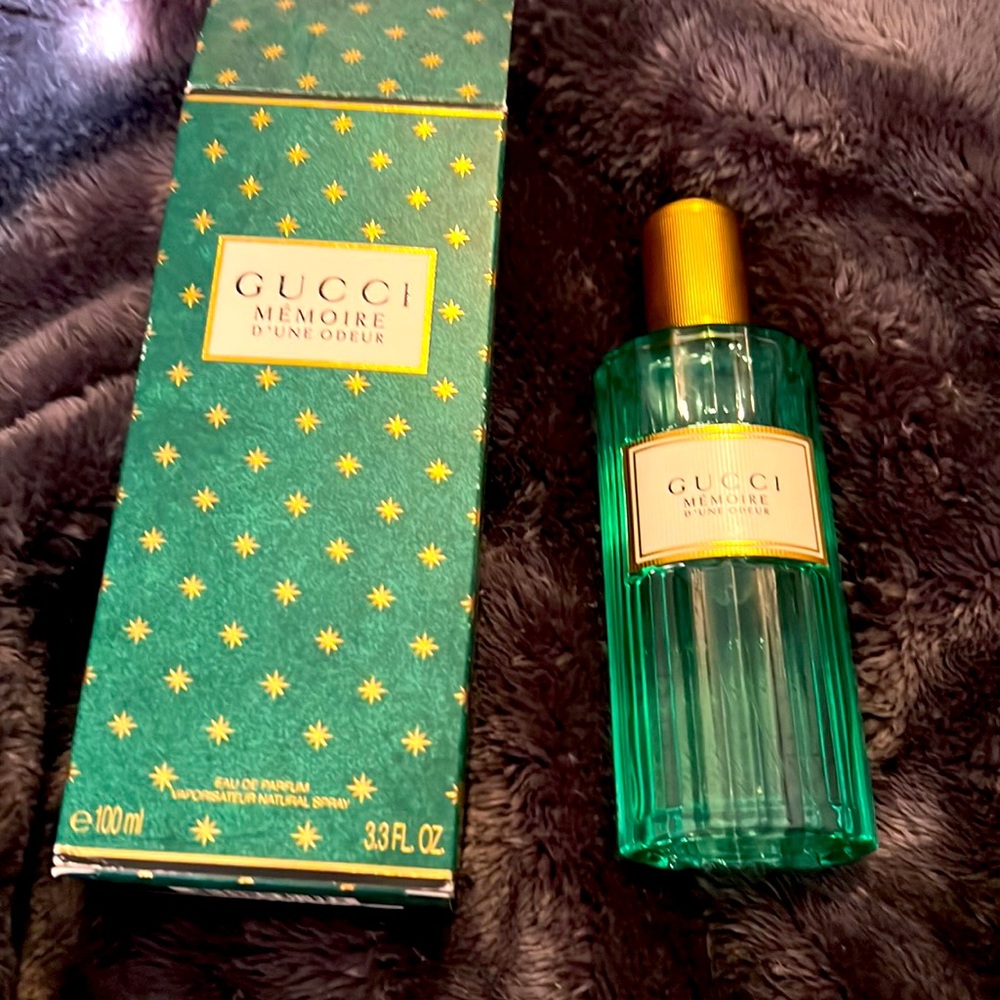 Gucci Memoire Perfume